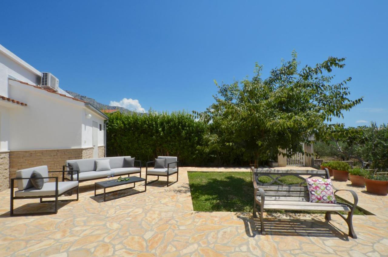 Holiday Home Nevera Kaštela Extérieur photo